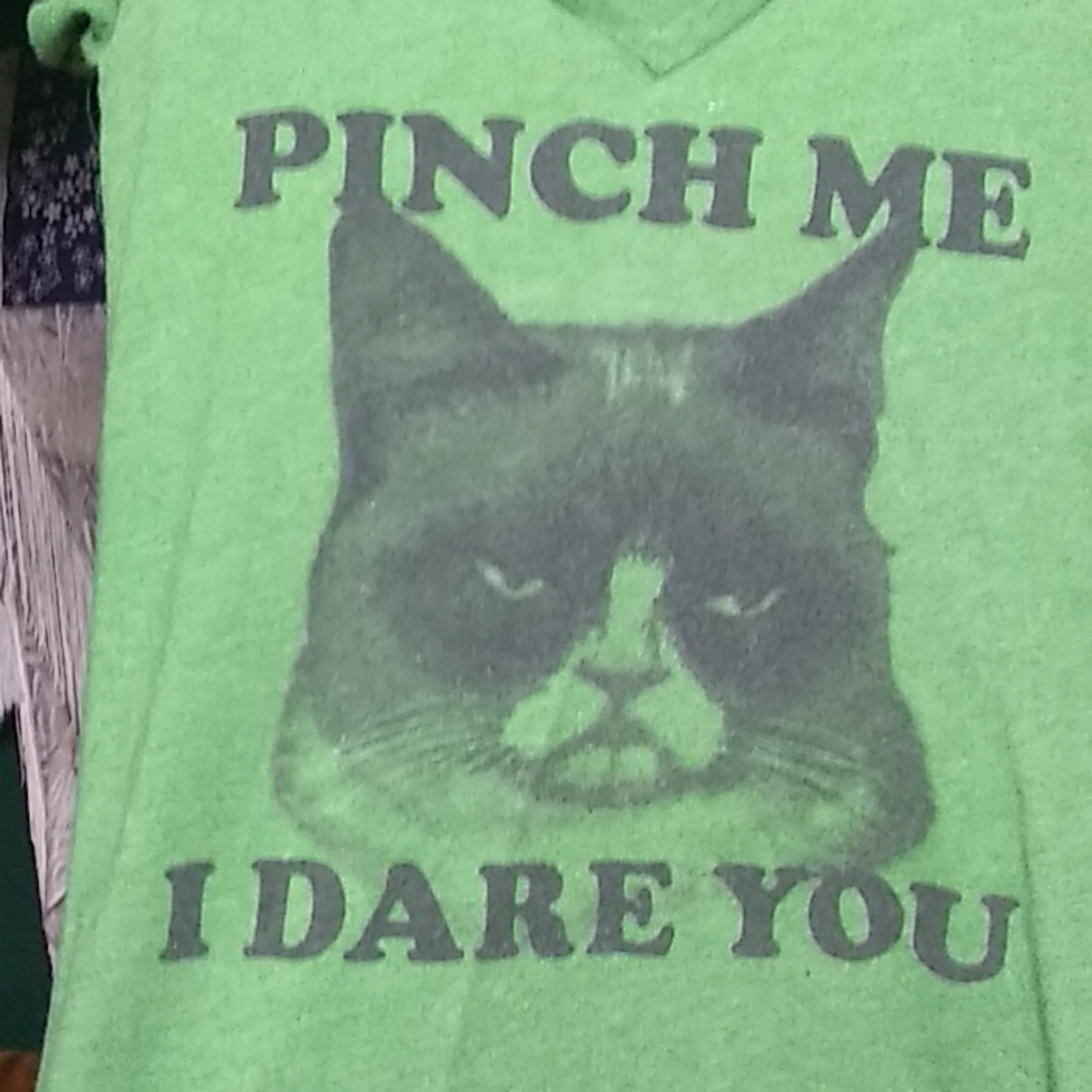 Grumpy cat tee!